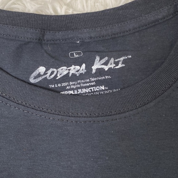 NWOT Cobra Kai front graphic black T-shirt - Picture 3 of 4